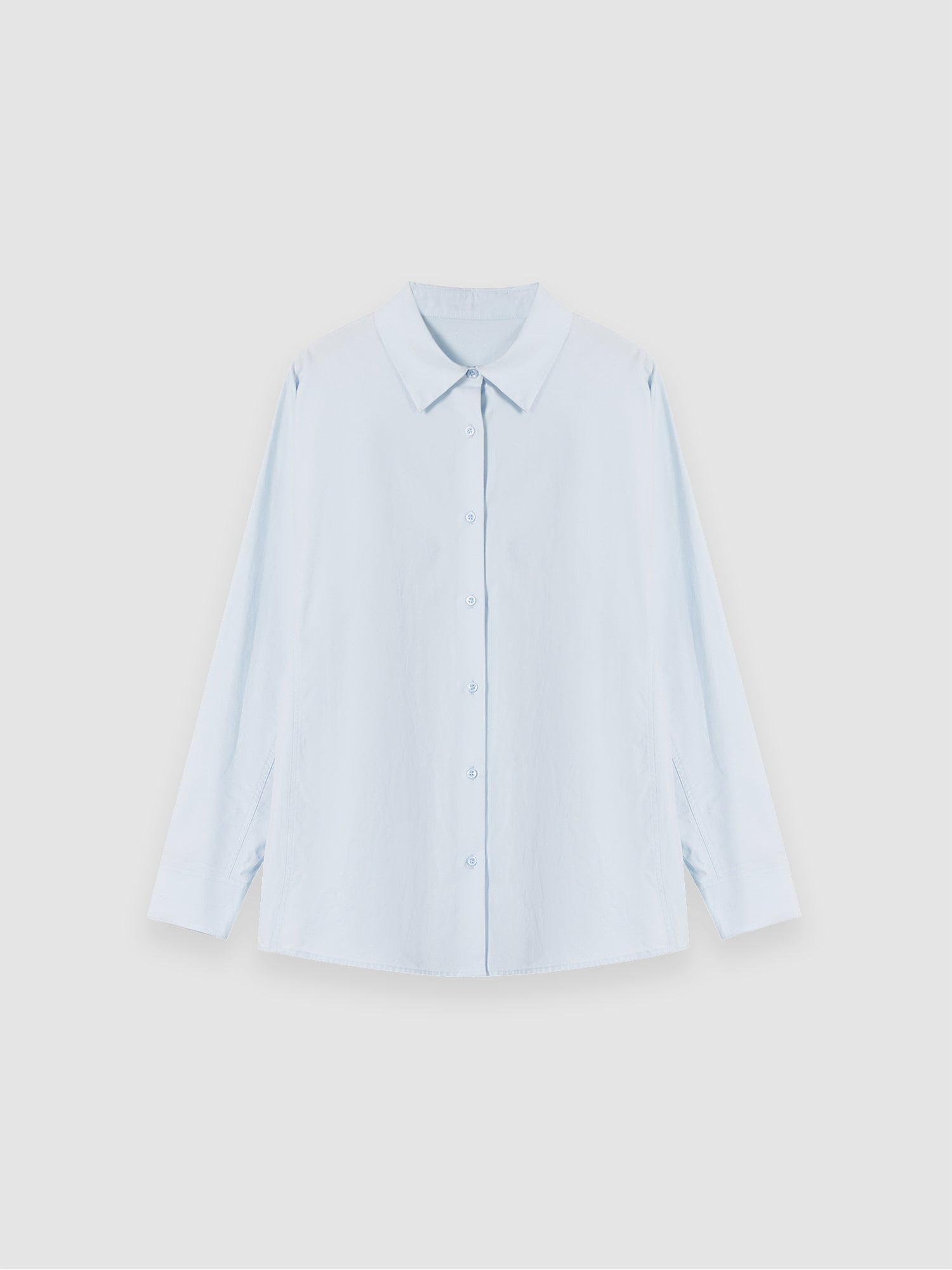 Arkin Studio relaxed blue tencel cotton blouse in light blue, main view on white background