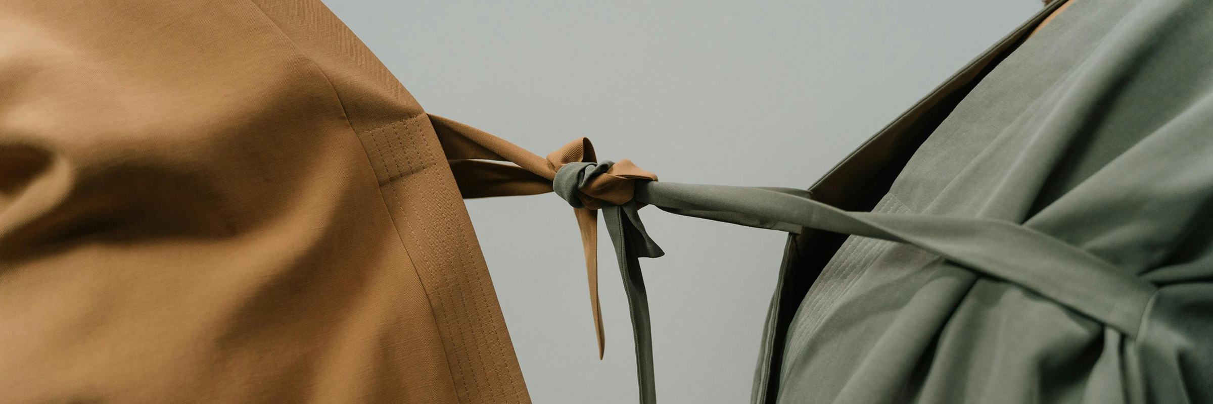 Wholesale partnership banner: looking for independent stores to partner with Arkin Studio